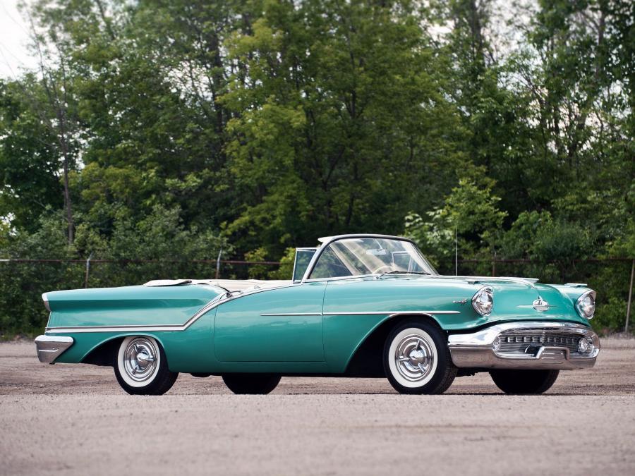Oldsmobile Super 88 J-2 Convertible '1957